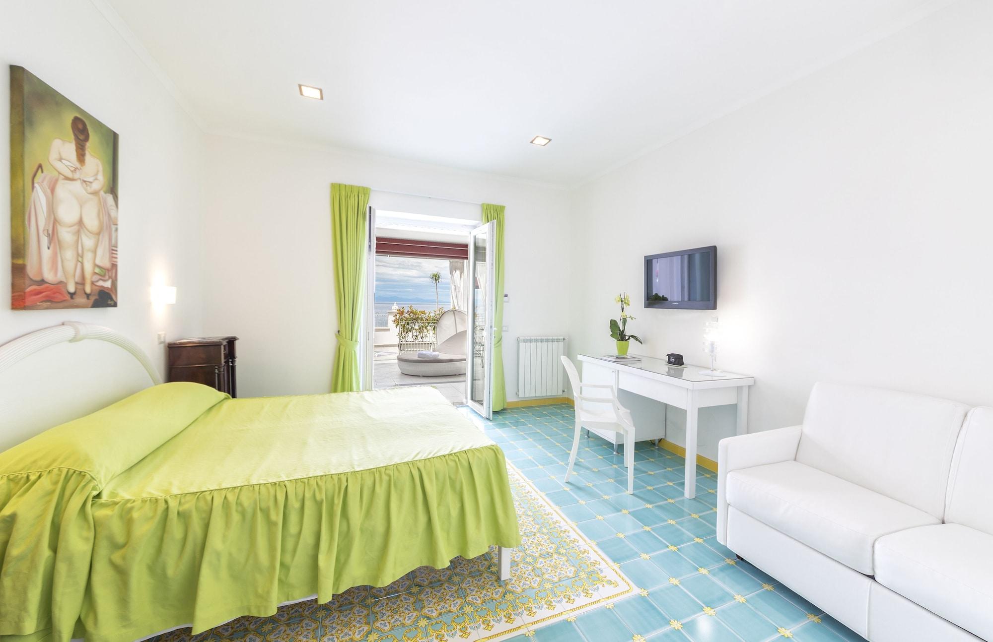 Hotel La Madonnina Casamicciola Terme Eksteriør billede