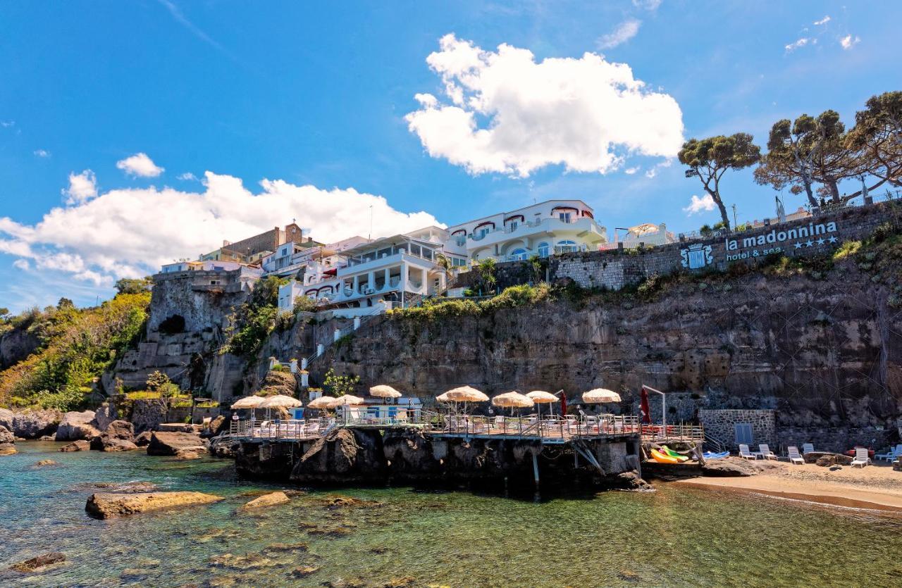 Hotel La Madonnina Casamicciola Terme Eksteriør billede